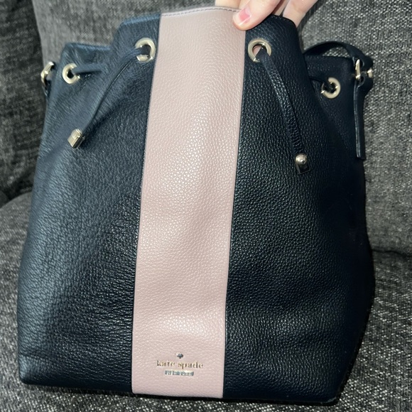 kate spade Handbags - Kate spade shoulder bag